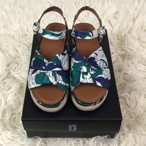 Naturalizer Berry Platform Sandal